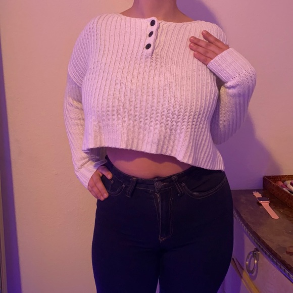 Sweater! - Picture 1 of 3